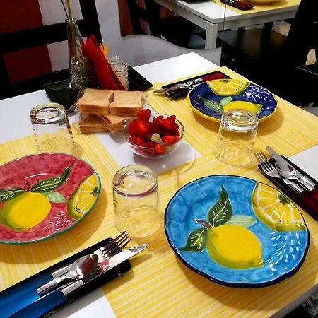 サレルノ L'Infinito Bed & Breakfast エクステリア 写真