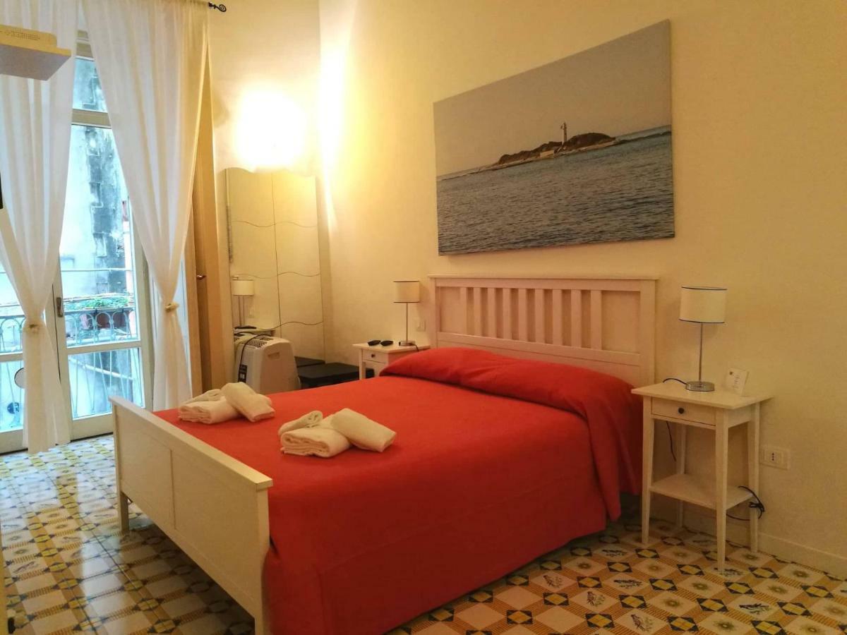 サレルノ L'Infinito Bed & Breakfast エクステリア 写真