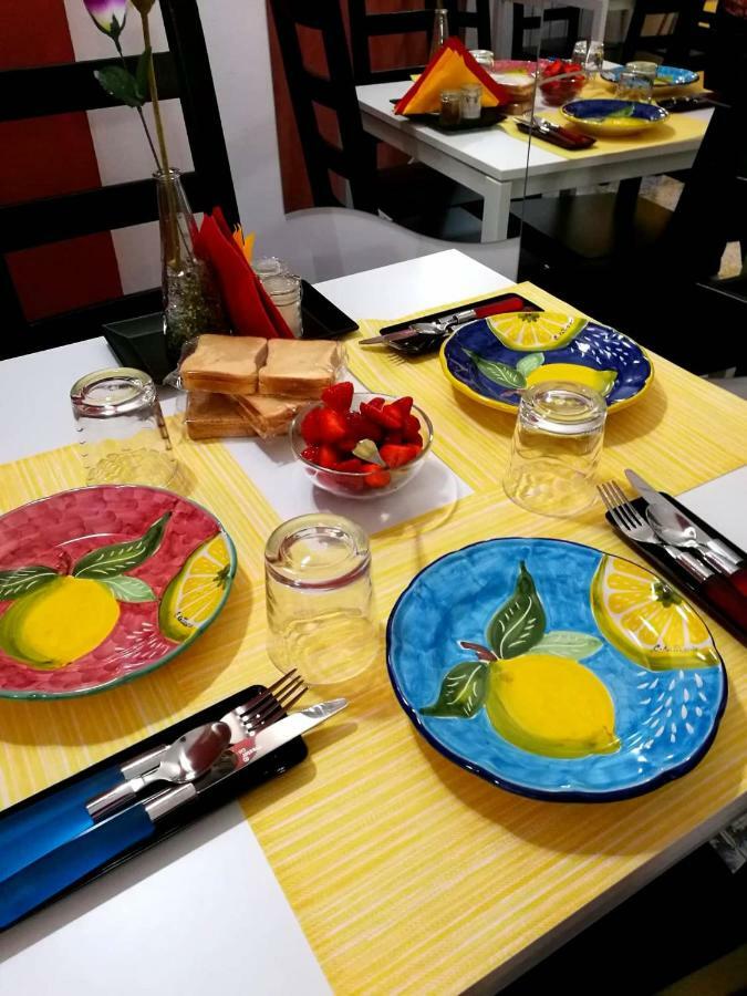 サレルノ L'Infinito Bed & Breakfast エクステリア 写真